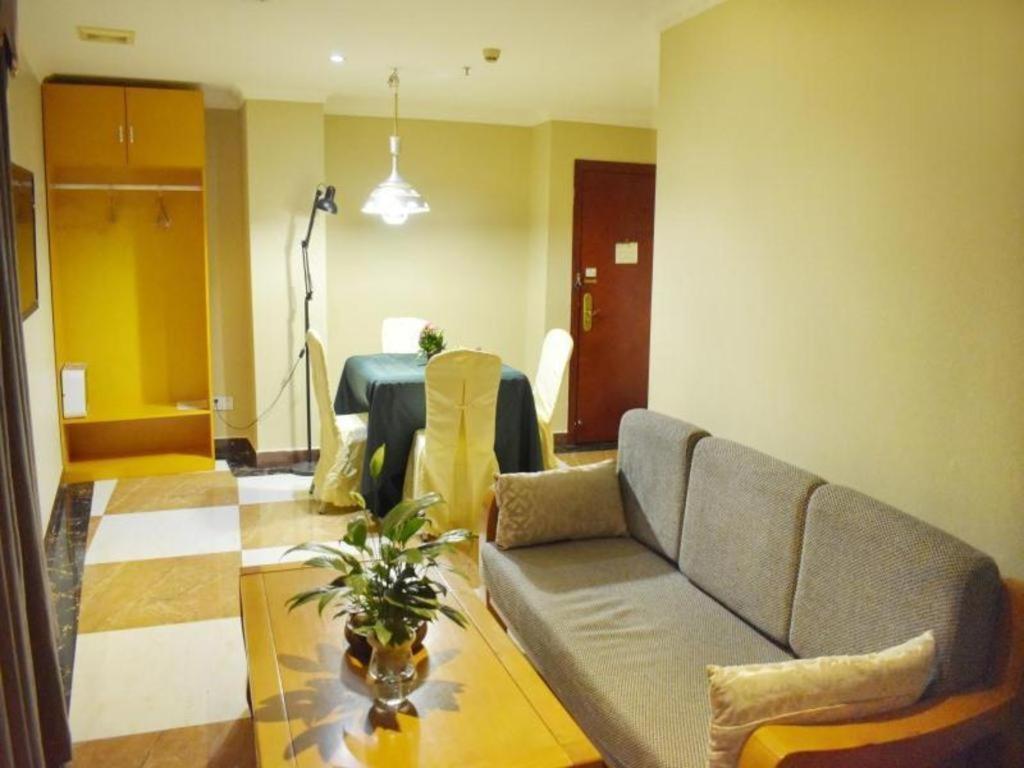 Greentree Inn Guangzhou Panyu Chimelong Happy World Business Hotel Extérieur photo