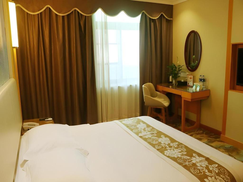 Greentree Inn Guangzhou Panyu Chimelong Happy World Business Hotel Extérieur photo