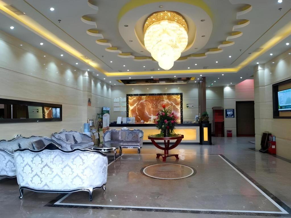 Greentree Inn Guangzhou Panyu Chimelong Happy World Business Hotel Extérieur photo