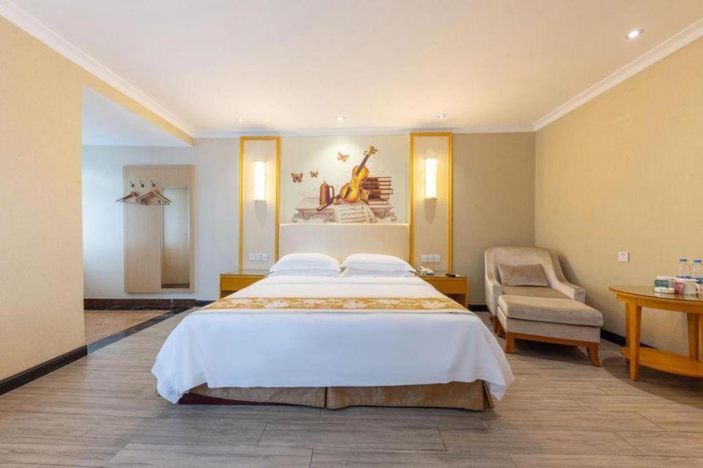 Greentree Inn Guangzhou Panyu Chimelong Happy World Business Hotel Extérieur photo